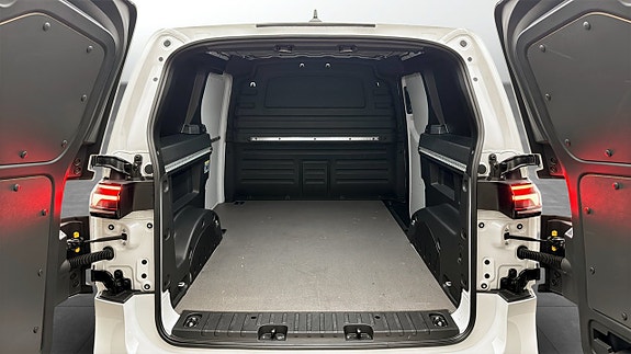 Volkswagen ID. Buzz 12 of 19