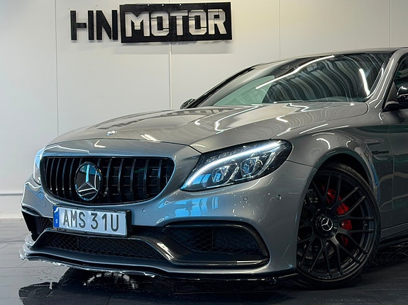 Mercedes-Benz C63 2 of 30