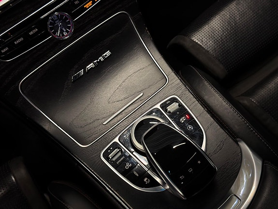 Mercedes-Benz C63 27 of 30