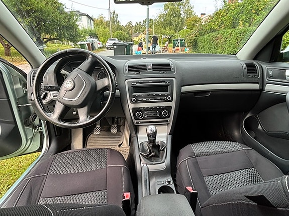 Skoda Octavia 7 of 9