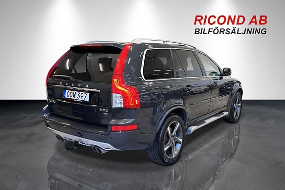 Volvo XC90 3 of 23