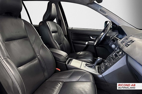 Volvo XC90 14 of 23