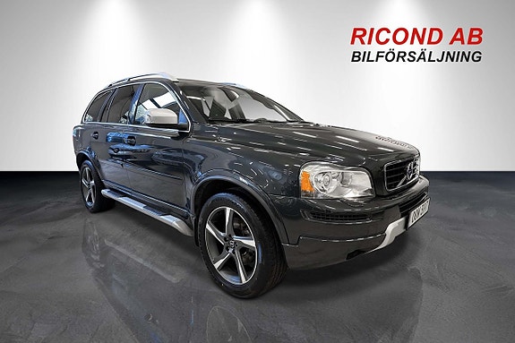 Volvo XC90 8 of 23