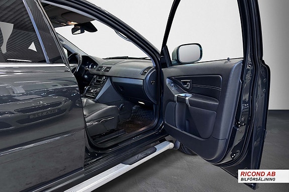 Volvo XC90 12 of 23