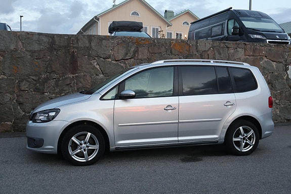 Volkswagen Touran 3 of 19