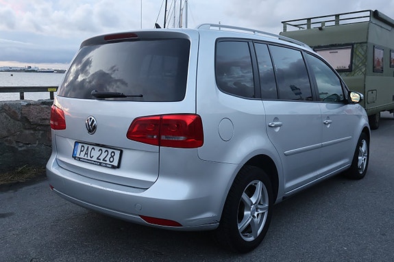 Volkswagen Touran 15 of 19
