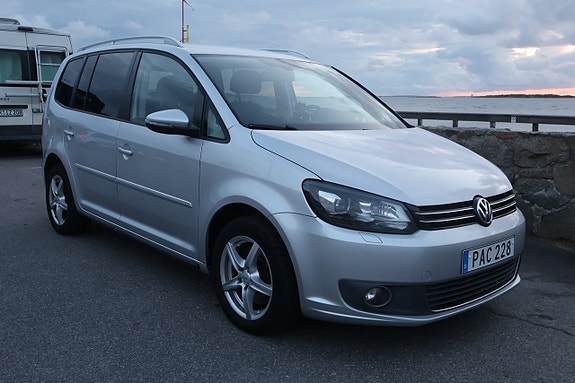 Volkswagen Touran 19 of 19