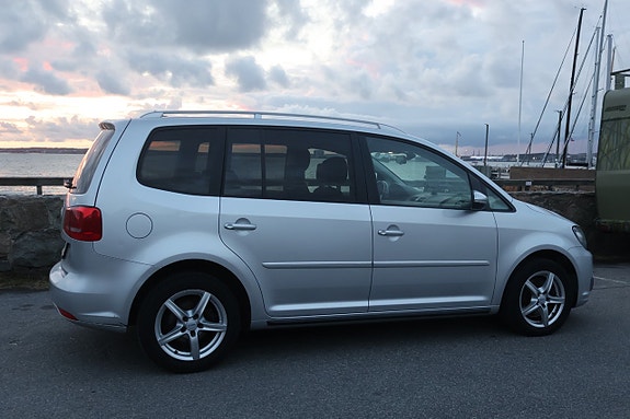 Volkswagen Touran 16 of 19