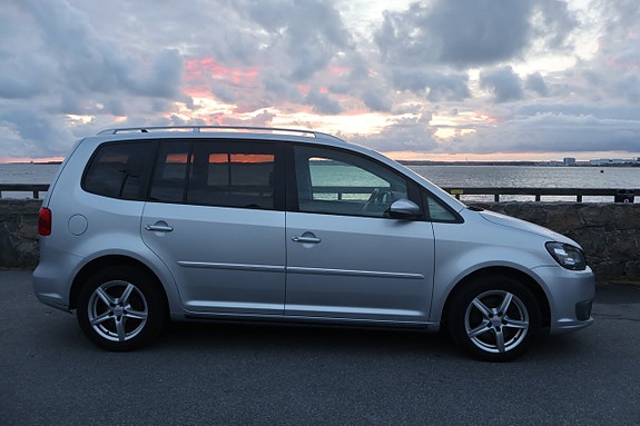 Volkswagen Touran 17 of 19