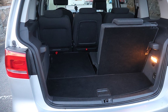 Volkswagen Touran 14 of 19