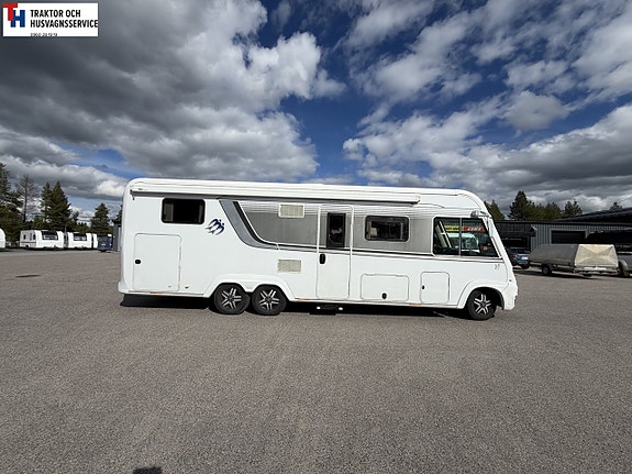 Knaus 900 i SUN Queenbed, AC, Drag -17 2 of 21