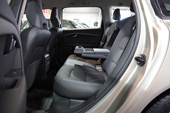 Volvo V70 20 of 23