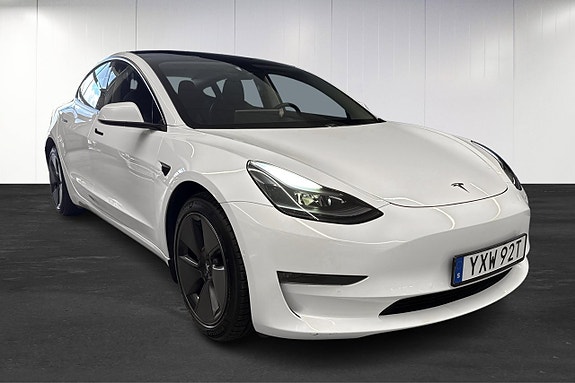 Tesla Model 3 2 of 11