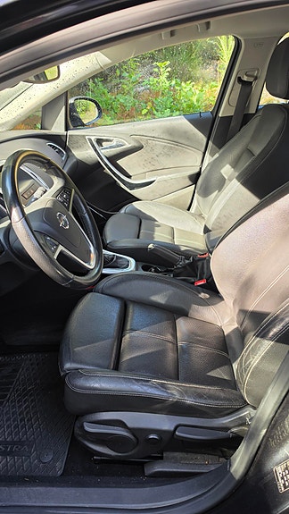 Opel Astra 6 of 6