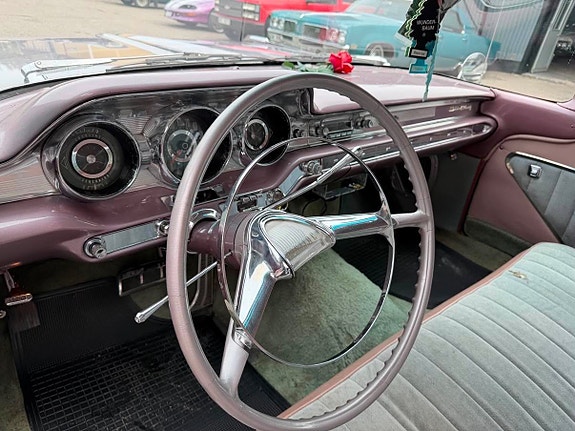 Pontiac Starchief 14 of 28