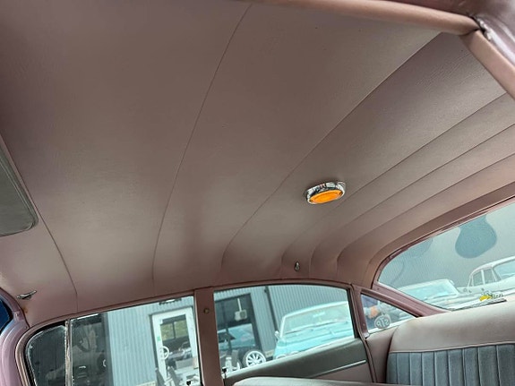 Pontiac Starchief 18 of 28