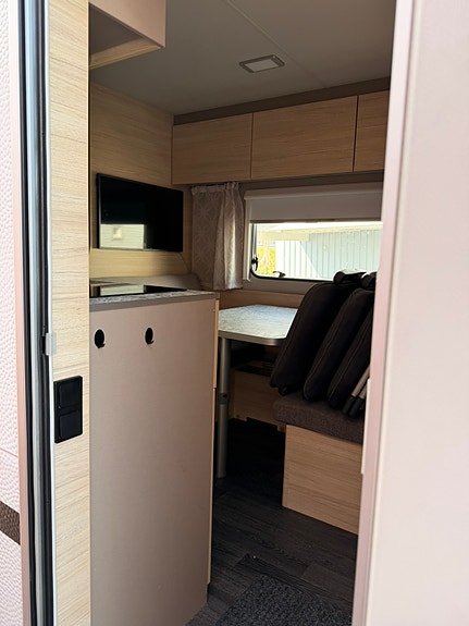 Weinsberg Caracito 500 QDK 8 of 20
