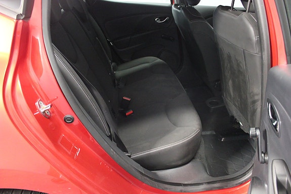 Renault Clio 11 of 22