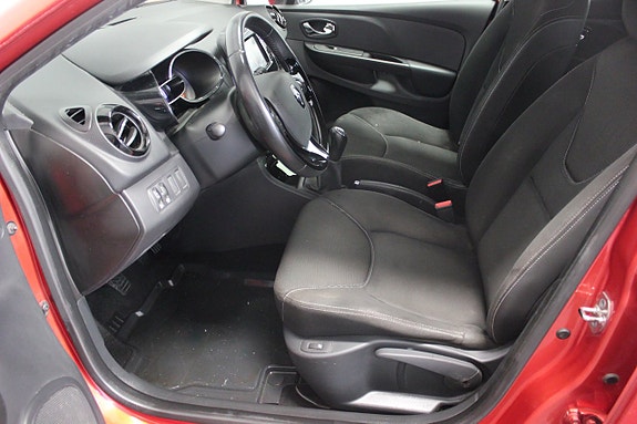 Renault Clio 8 of 22