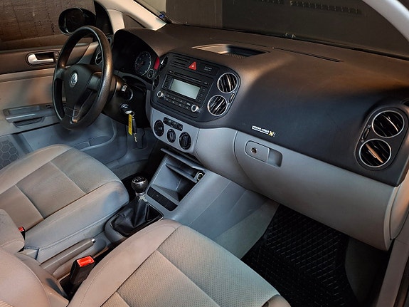 Volkswagen Golf Plus 5 of 10