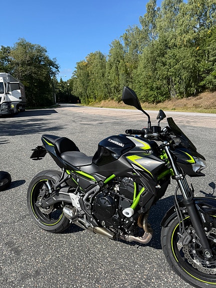Kawasaki Ninja Z650 5 of 6