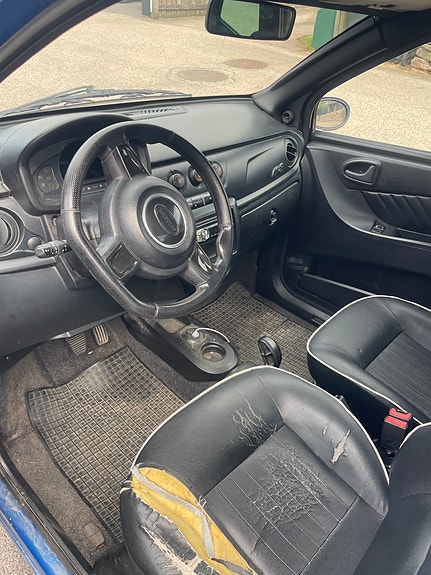 Microcar M8 4 of 8