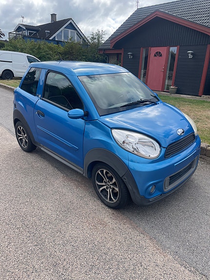 Microcar M8 2 of 8