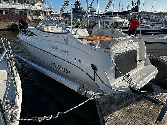 Bayliner Ciera 2455 3 of 10