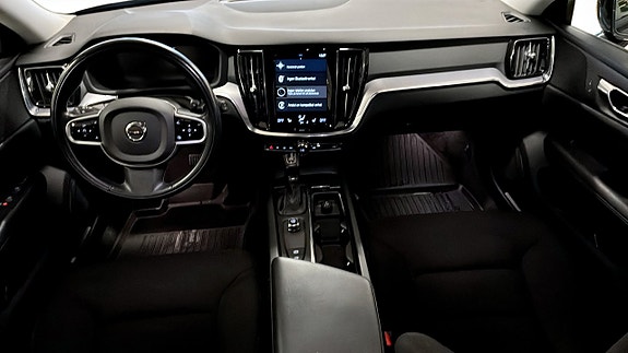Volvo V60 10 of 12
