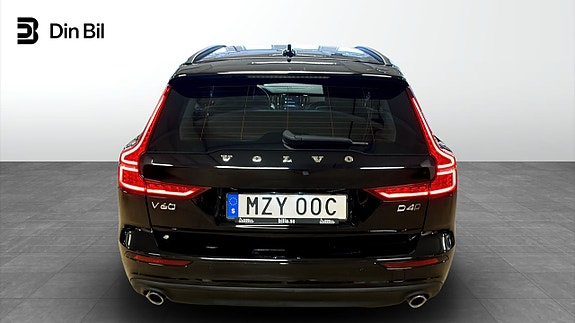 Volvo V60 5 of 12
