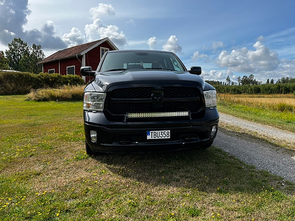 RAM 1500 2 of 5