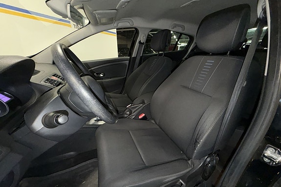 Renault Megane 15 of 25