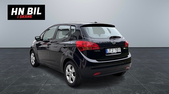 Kia Venga 3 of 12