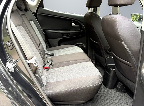 Kia Venga 11 of 12