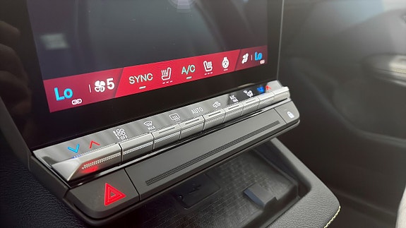 Renault Scenic E-Tech 16 of 21