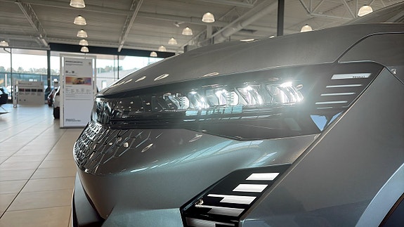 Renault Scenic E-Tech 19 of 21