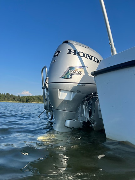Flipper 510ht med honda bf50 4 of 5