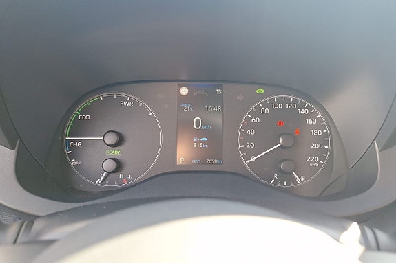 Toyota Yaris 14 of 19