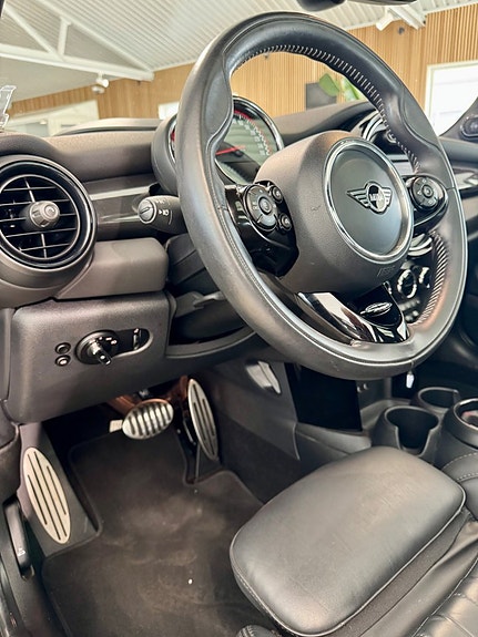 MINI John Cooper Works 9 of 9