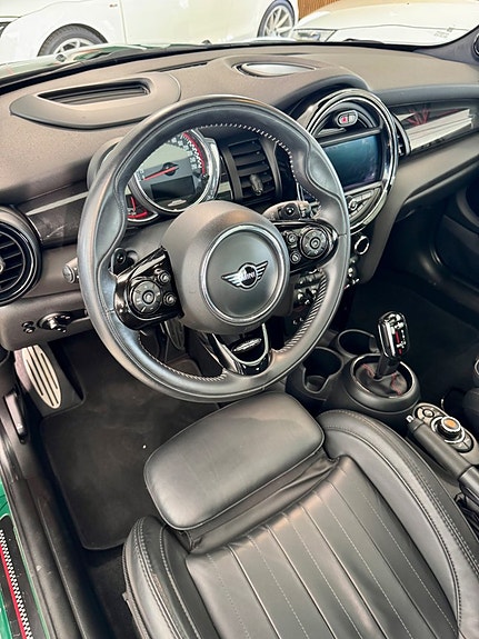 MINI John Cooper Works 8 of 9