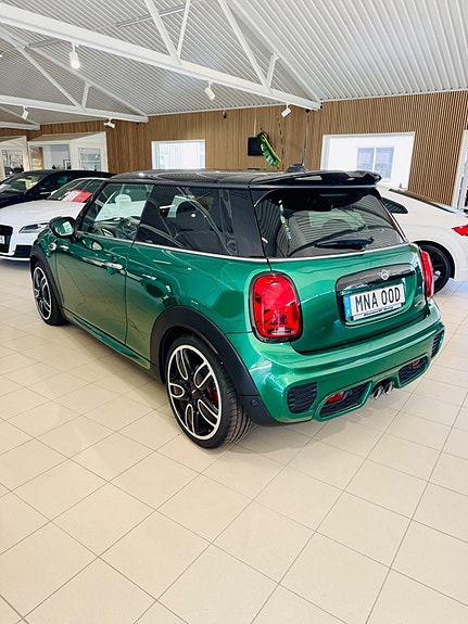 MINI John Cooper Works 4 of 9