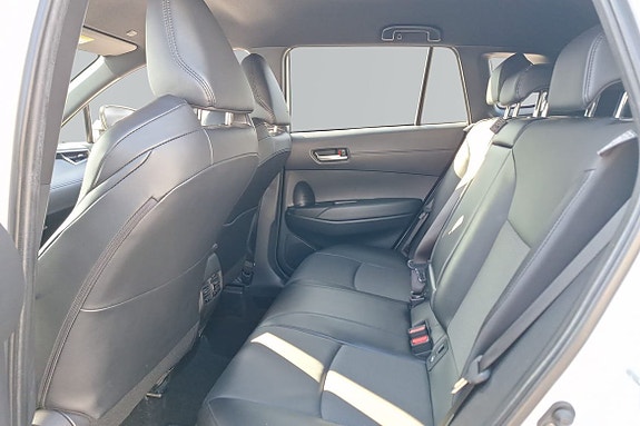 Toyota Corolla Cross 12 of 23