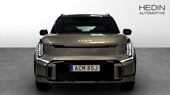 Kia EV9 8 of 13