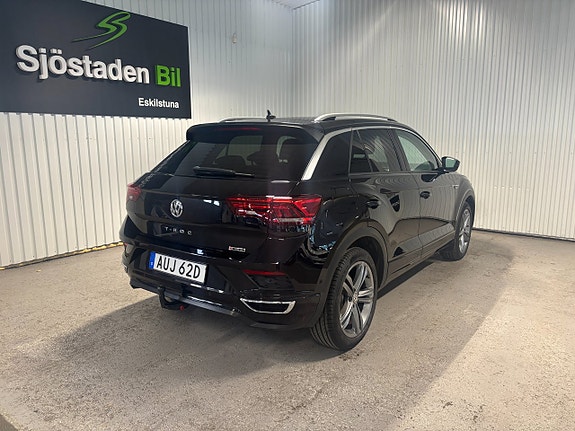 Volkswagen T-Roc 4 of 21