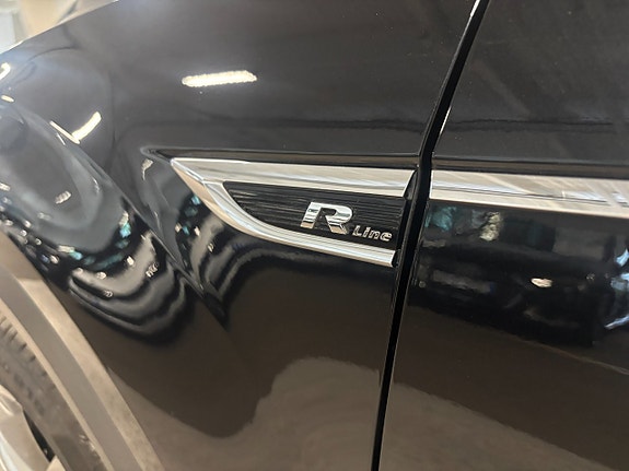 Volkswagen T-Roc 18 of 21