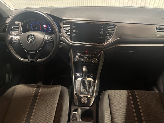 Volkswagen T-Roc 7 of 21