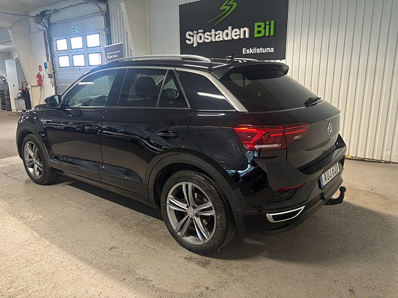 Volkswagen T-Roc 3 of 21