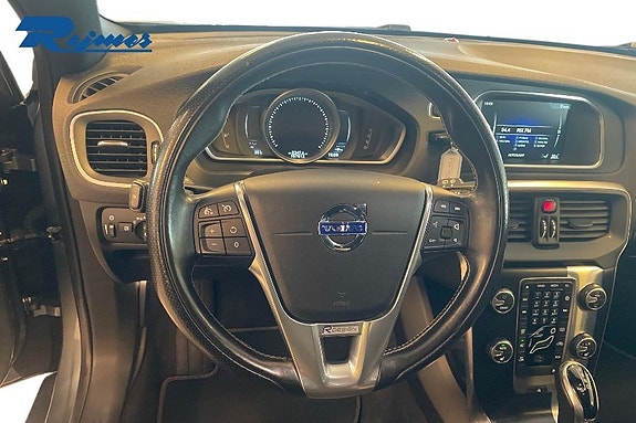 Volvo V40 9 of 20