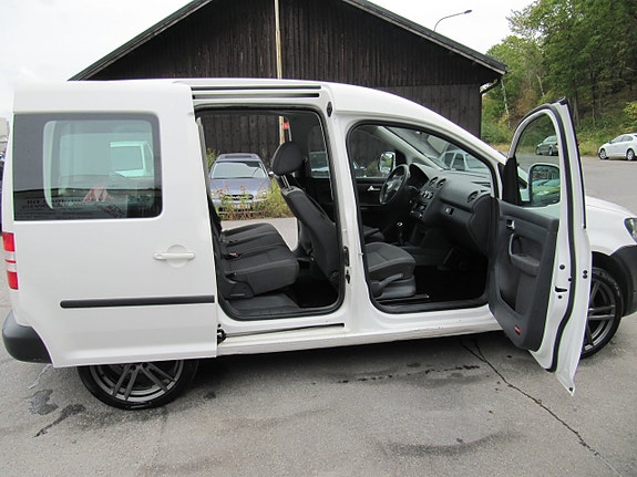Volkswagen Caddy 7 of 24