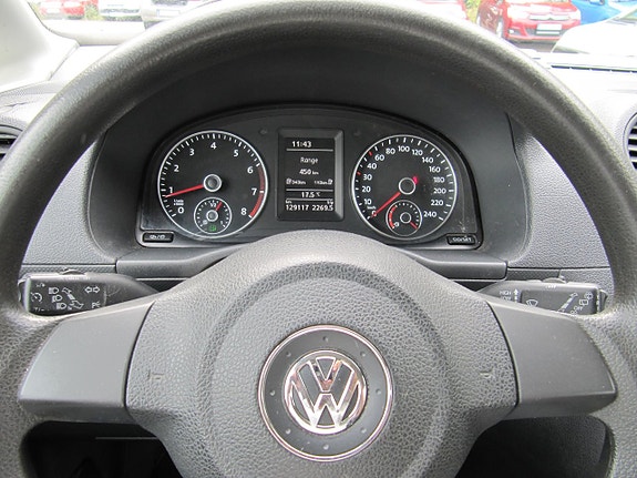 Volkswagen Caddy 10 of 24